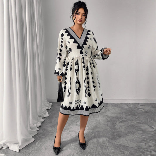 Plus Size V Neck Long Sleeve Patterned Midi Dress
